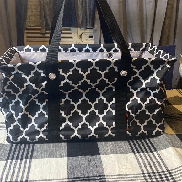 Collapsible & Reusable White Sox bag - Picture 2 of 4